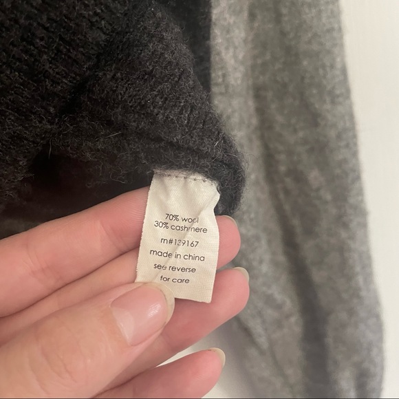 72 Miles boutique varsity-style 100% natural wool with cashmere cardigan - Picture 7 of 7